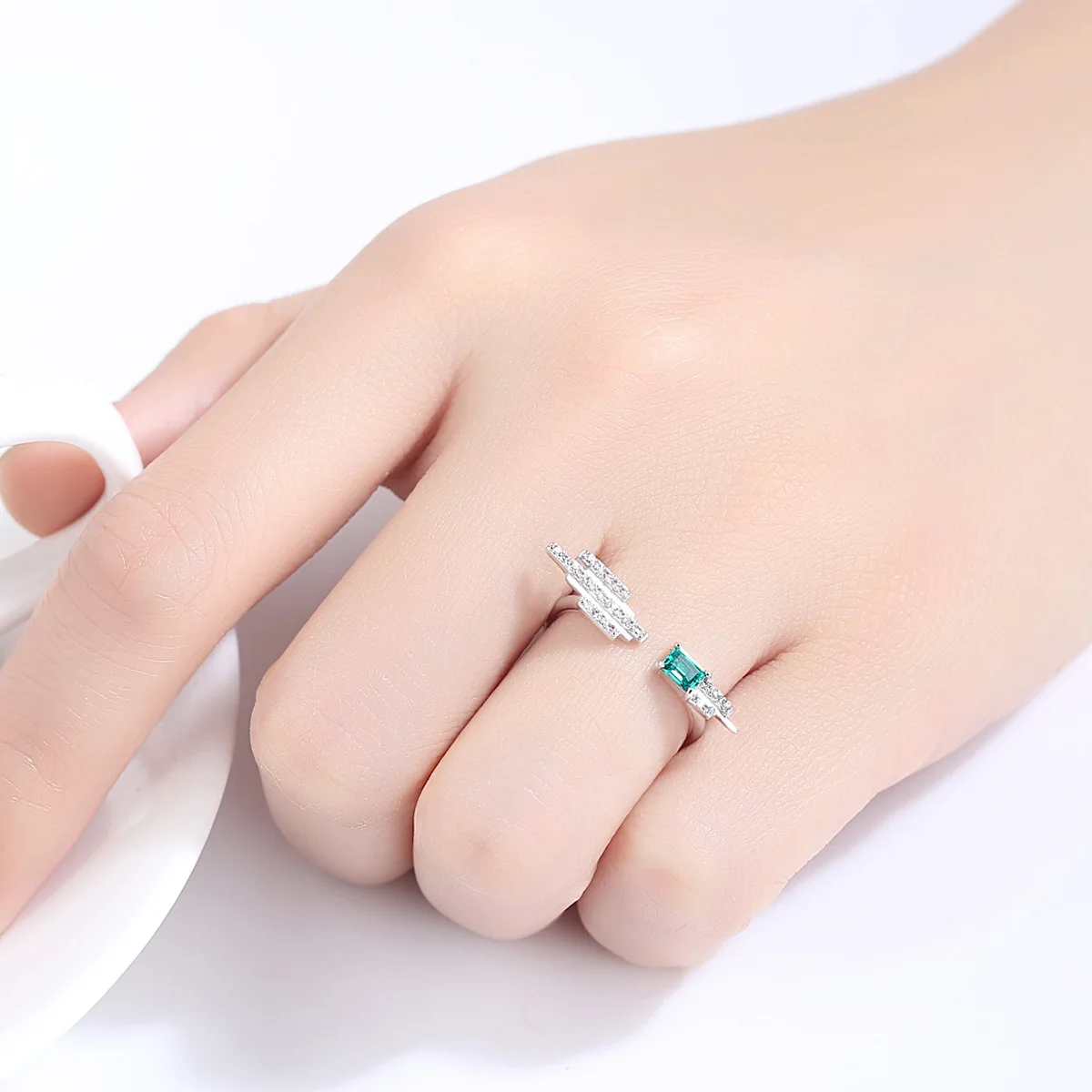 LANCAI Fashion 925 Sterling Silver Ring Genuine Palace Cutting Created Emerald for Women Fine Jewelry Lovers Hot Selling | Украшения и