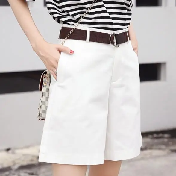 Весенние женские шорты-бермуды с высокой талией и широкими штанинами