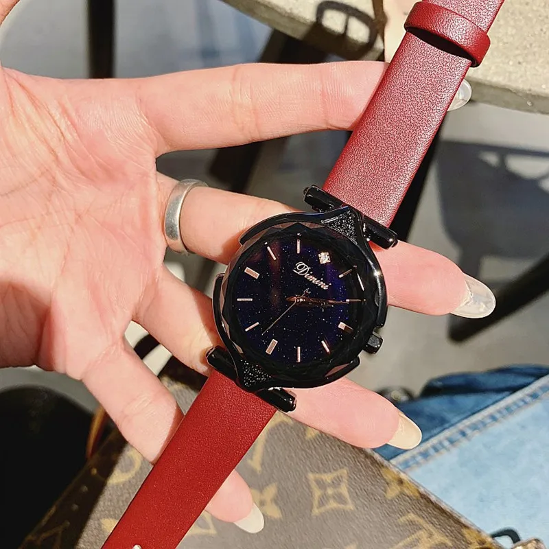 Женские повседневные часы со звёздным циферблатом черные цвета розового золота