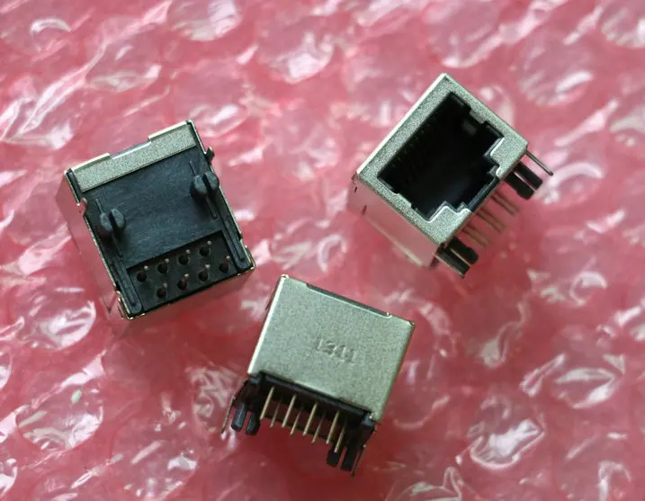 Номер отслеживания. Модульный сетевой разъем RJ45 прямоугольный 8 контактный