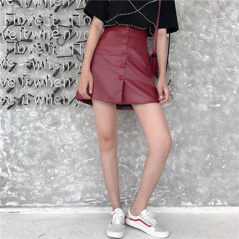 Женская мини юбка из лакированной кожи с высокой талией бордовая однобортная