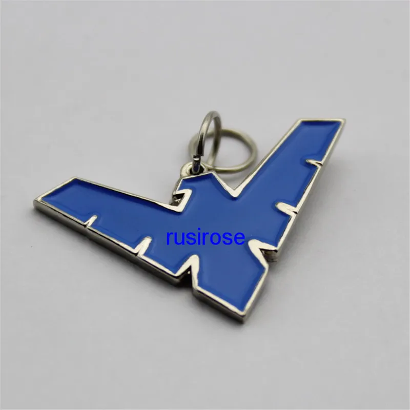 Personality blue eagle metal brooch badge custom, blue V letter company LOGO brooch pendant custom