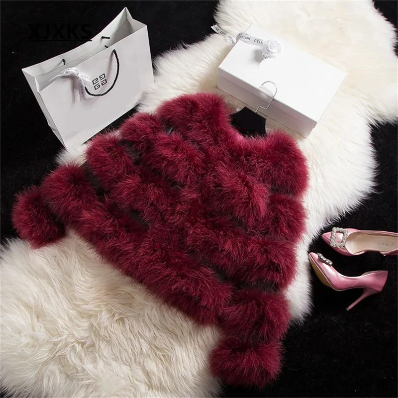 Новинка 2018 шуба из страусиного пера и искусственной кожи с пэчворком короткое