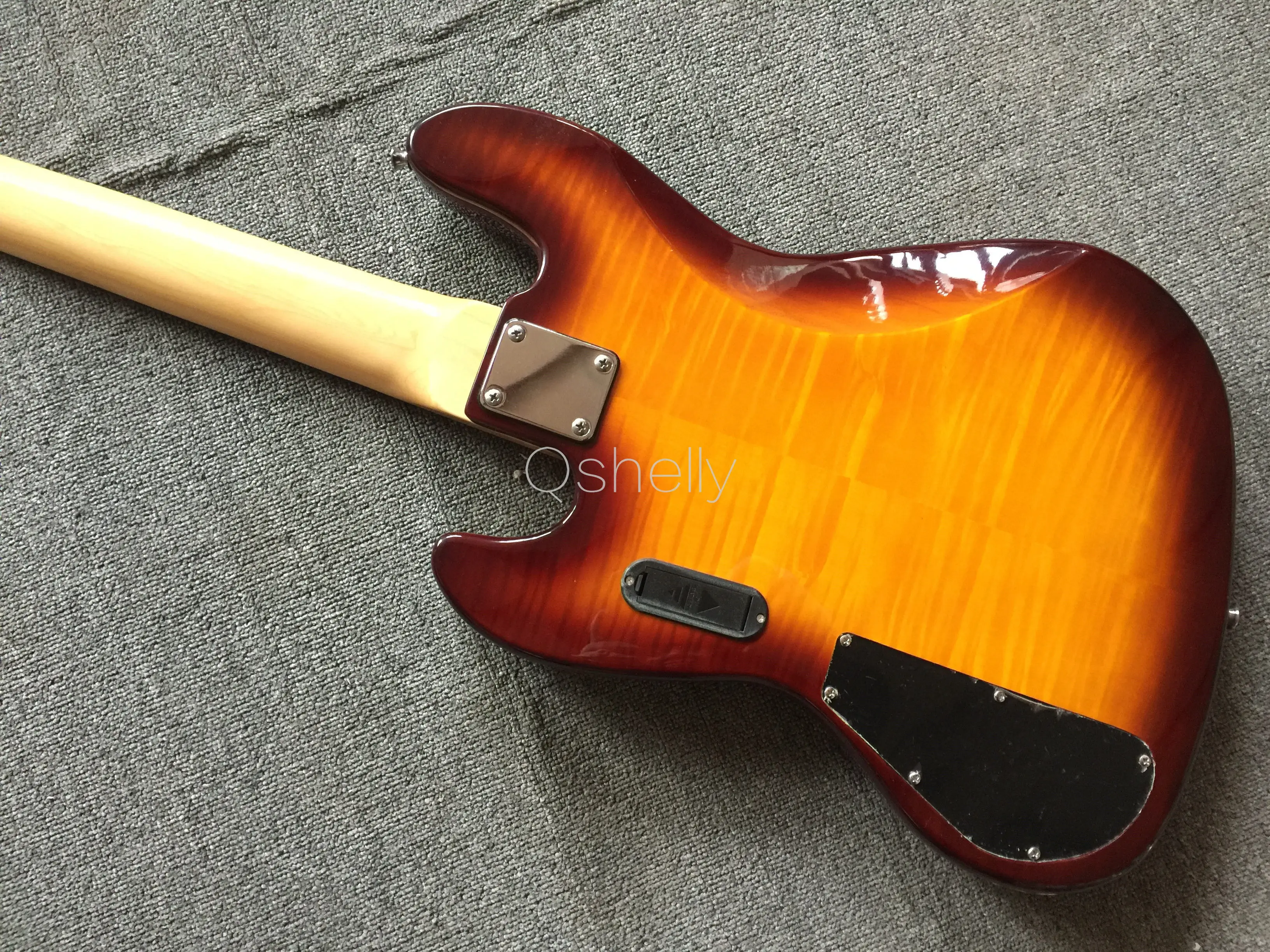 Высшее качество QShelly под заказ джаз пламя клен Альдер корпус 5 струн без фиксации