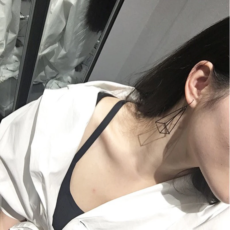 Европейские и американские минималистичные серьги в стиле панк с искусственным