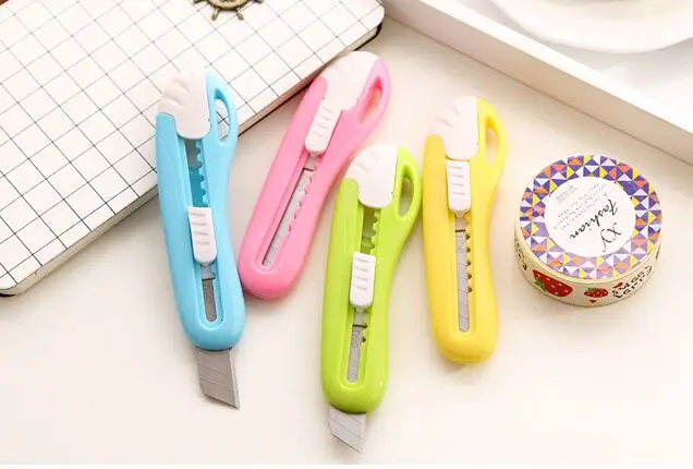 

Sweet Candy Color Utility Knife Cutter Knife Letter Opener FOD Office Stationery Escolar Papelaria