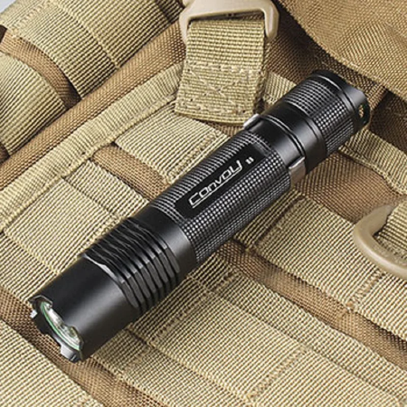 

Светодиодный фонарик Convoy S8 Cree XM-L2 AMC7135 * 3 2-Group 3/5