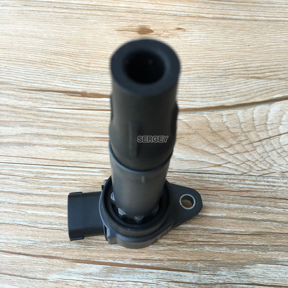 Оригинальное качество катушка зажигания для Smart 451 Fortwo Coupe Cabrio 1,0 FK0319 1832A028