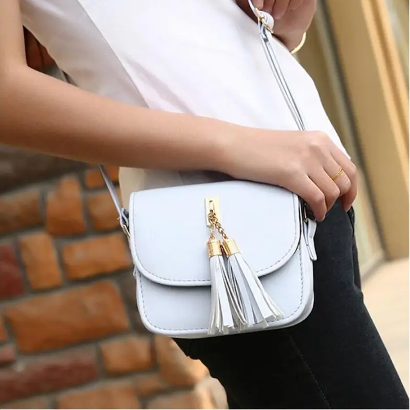 

Fashion 2020 Small Chains Bag Women Candy Color Tassel Messenger Bags Female Handbag Shoulder Bag Flap Women Bag LL39
