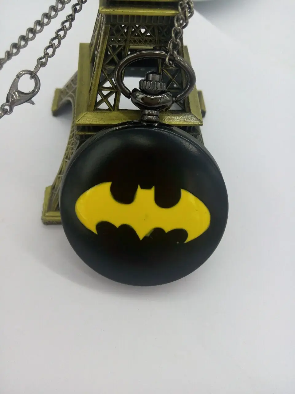 

Vintage Iron man Animation cartoon flip Roman numerals Iron man pattern Fashion quartz Necklace pocket watches