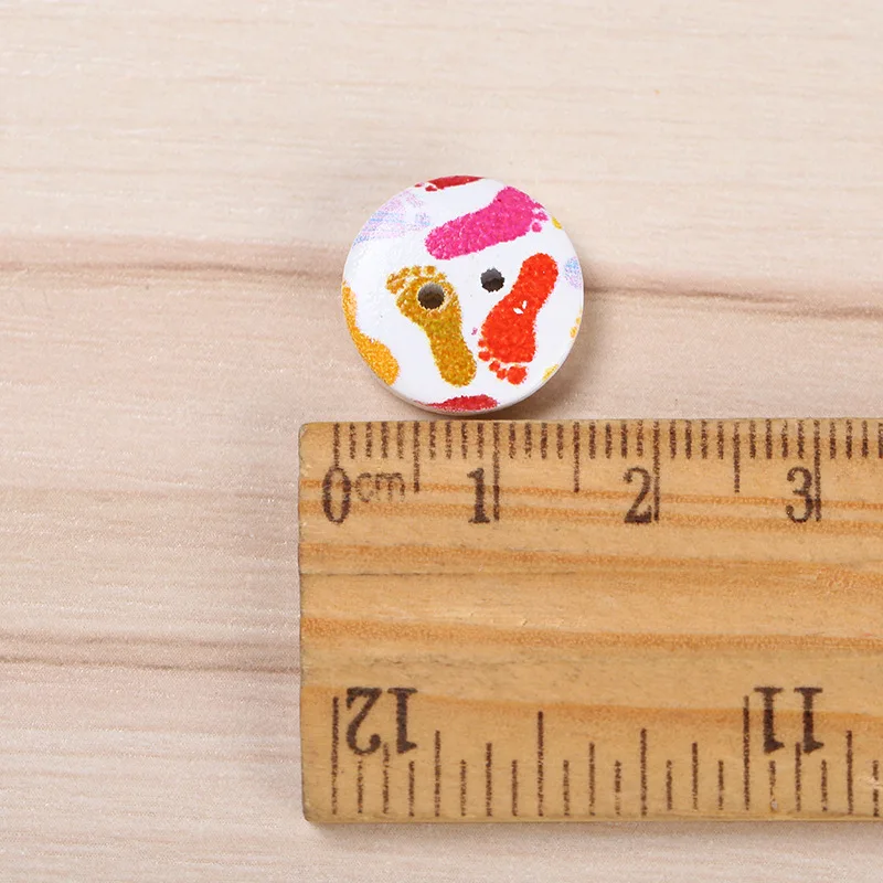

100pcs/lot 15mm Flower 2 Holes Wooden Buttons Sewing DIY Craft Scrapbooking Cute Fashion Wood Craft MR 010