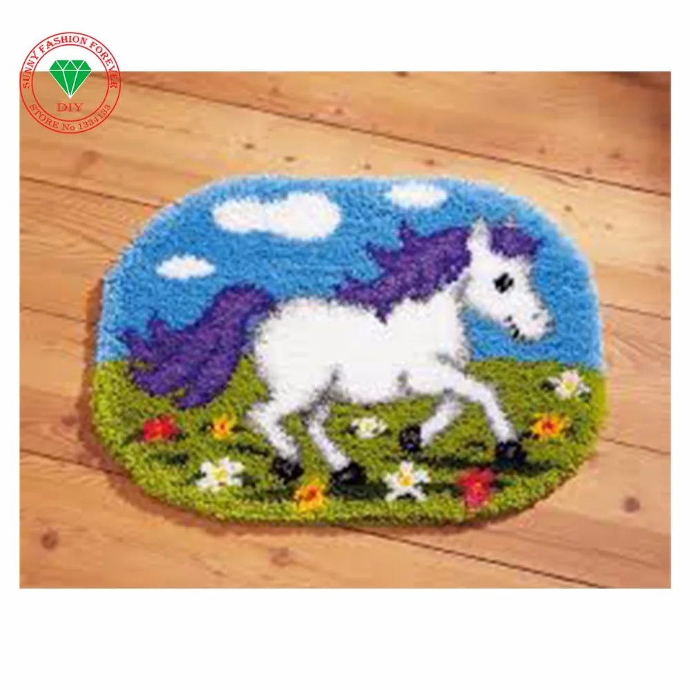 

Free Shipping Hook Rug Kit Horse DIY Unfinished Crocheting Yarn Mat Latch Hook Rug Kit Floor Mat Picture Carpet Set thread