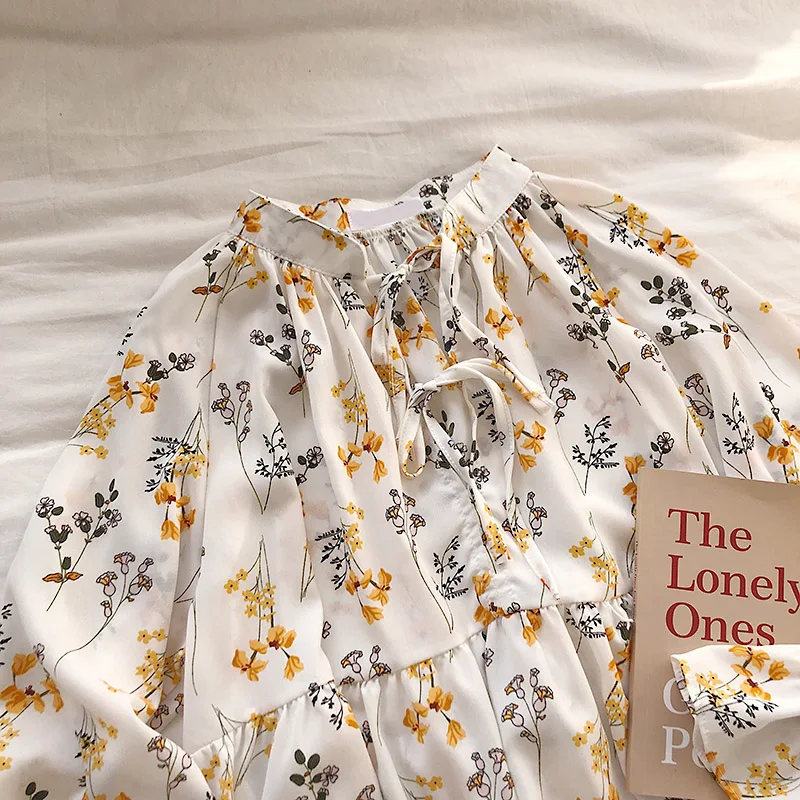 

2019 Autumn Fashion Long Sleeve Chiffon Blouses Women Elegant Floral Blouse Office Work Wear shirts Women Tops Plus Size Blusas