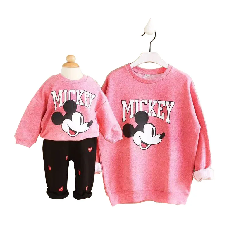 Одинаковые комплекты для семьи Одежда мамы и дочки толстовки с капюшоном принтом