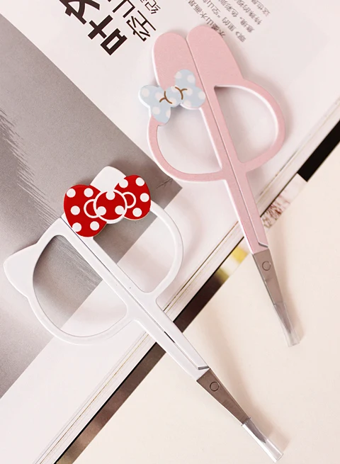 Машинка для стрижки бровей с героями мультфильмов. Ножницы и ресниц.