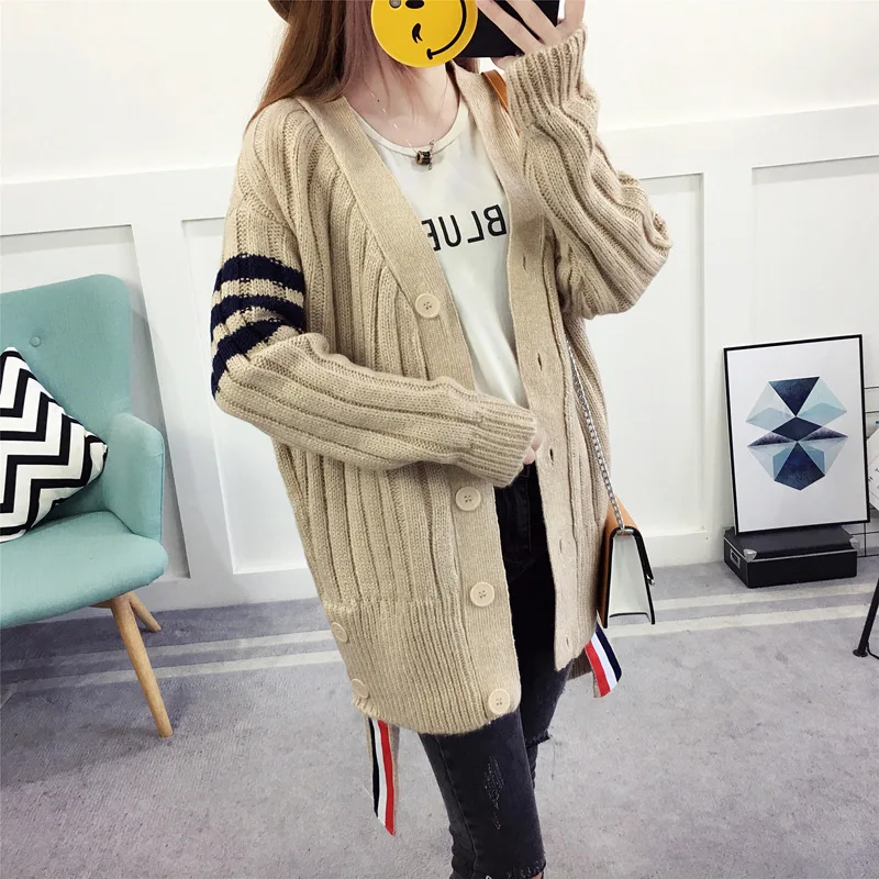 2017 осень-зима Мода в полоску стежка вязаный свитер с Кнопки длинный абзац PD BJ |