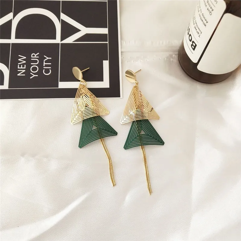 Современные женские серьги 2020 трендовые треугольные с кисточками элегантные