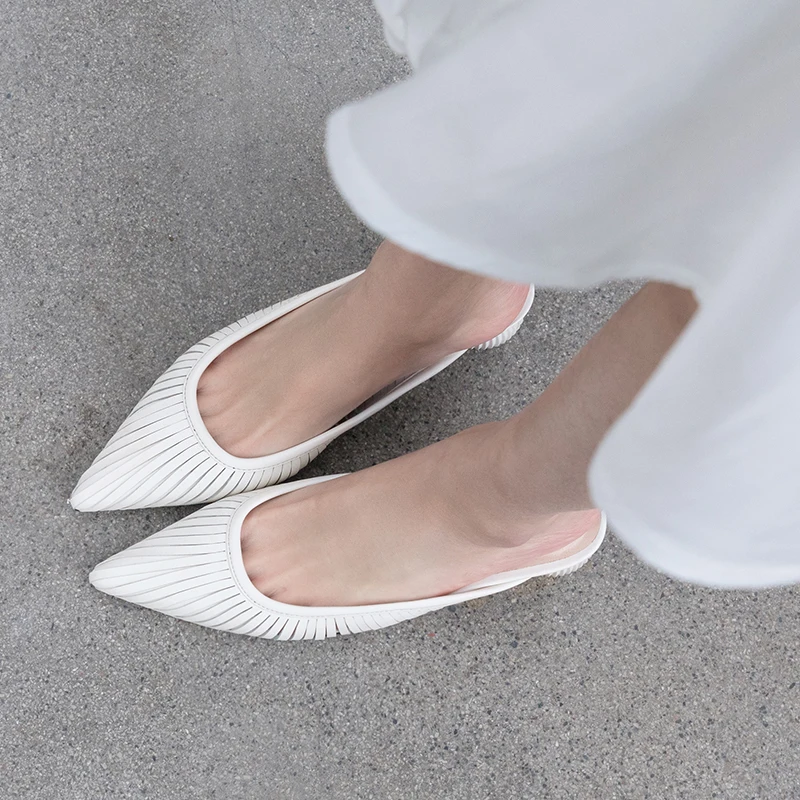 Buono Scarpe/Босоножки-шлепанцы с острым носком и круглым помпоном; прозрачные летние босоножки без задника; женская обувь; свадебные туфли-лодочки