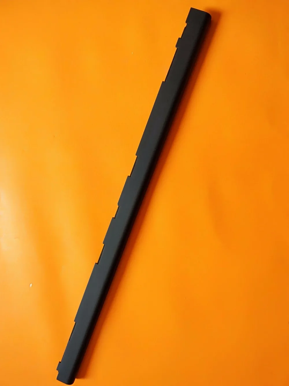 

new for DELL PLASTIC XPS 9550 9560 HINGE COVER MJG7P 0MJG7P