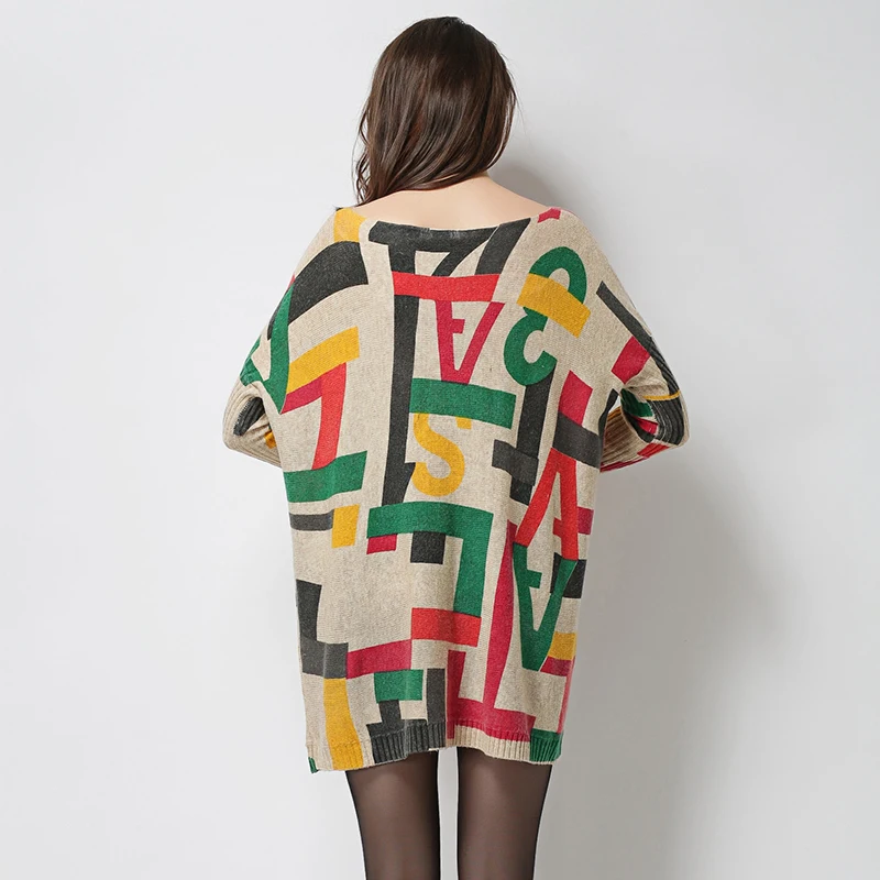 Женский пуловер с рукавом летучая мышь и вырезом лодочкой |