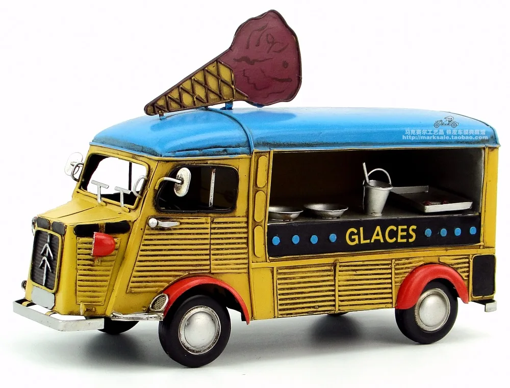 Старинная классическая модель автомобиля Ретро Винтажные кованые металлические