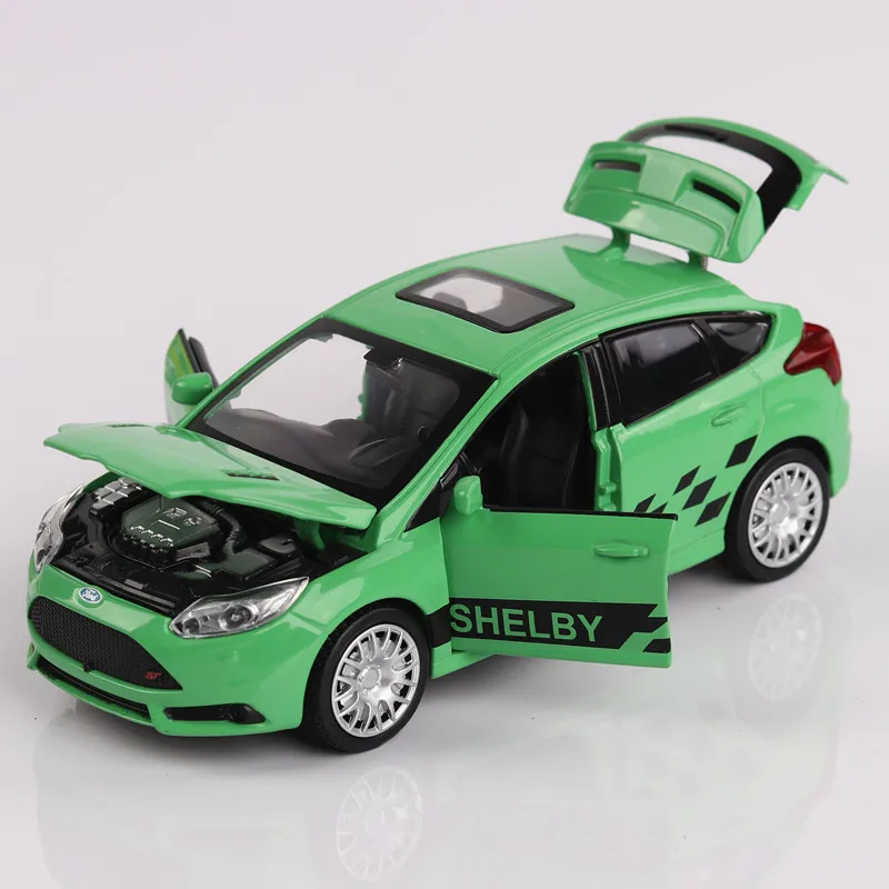Новинка 1:32 Ford Focus литая под давлением модель автомобиля игрушечный электронный металлический автомобиль со звуком, светильник для детей, игрушки в подарок