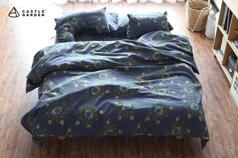 Комплект постельного белья из натурального хлопка с ярким принтом