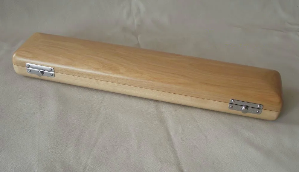 

Solid wood luxury 17 hole flute box without handle flute curved box