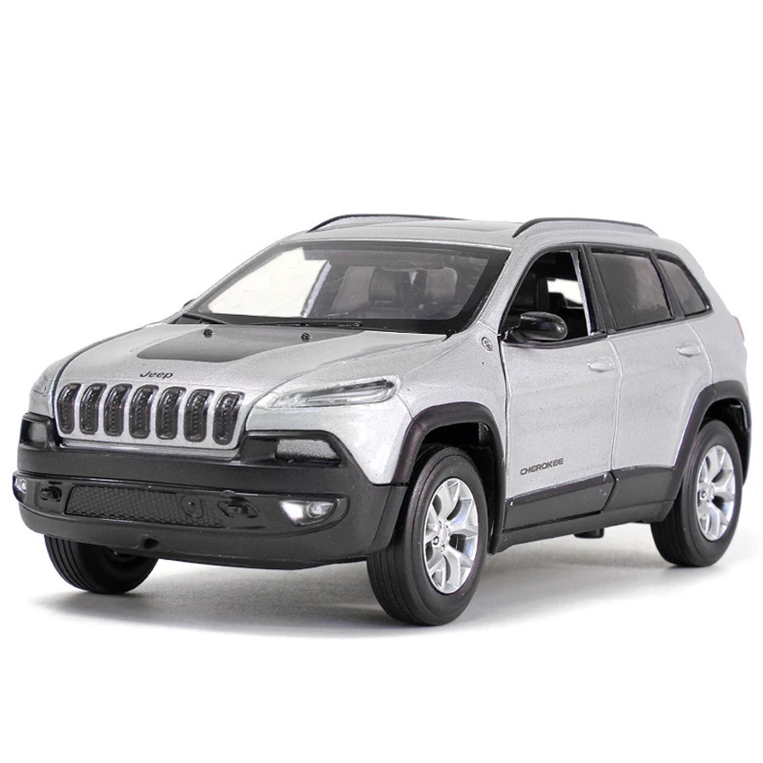 1:32 SUV Liberty light Toy Vehicles модель сплава Вытяните назад детские игрушки настоящая коллекция лицензионных подарков внедорожный автомобиль моделирование