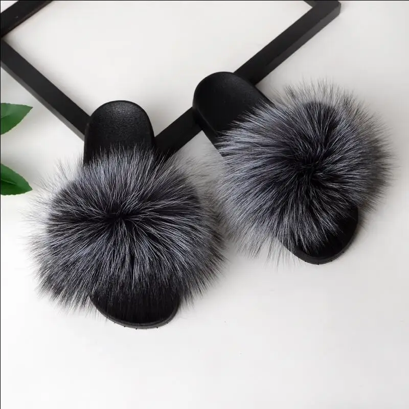 silver fox fur FXFURS/Новинка года; женские тапочки с натуральным лисьим мехом; летние модные меховые сандалии; обувь из пушистого плюша; Вьетнамки с мехом енота; Домашние шлепанцы - Цвет: silver fox fur