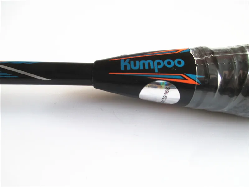 Kumpoo дешевые ракетки для бадминтона супер легкий 4U 80-84 г полный карбоновый мяч контроль ракетка с подарками высокое качество 5 цветов L810OLB