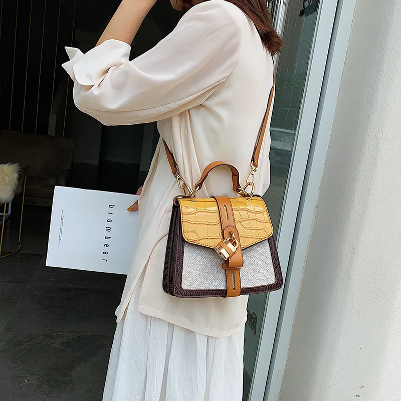 Advanced sense small women's new Korean version of the single-shoulder slant with fashion hand stone pattern square bag |