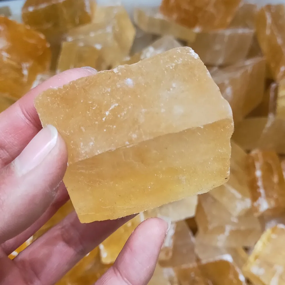 70 г хрустальный камень Кальцит Кварцевый Камень ромб сырой образец натуральный