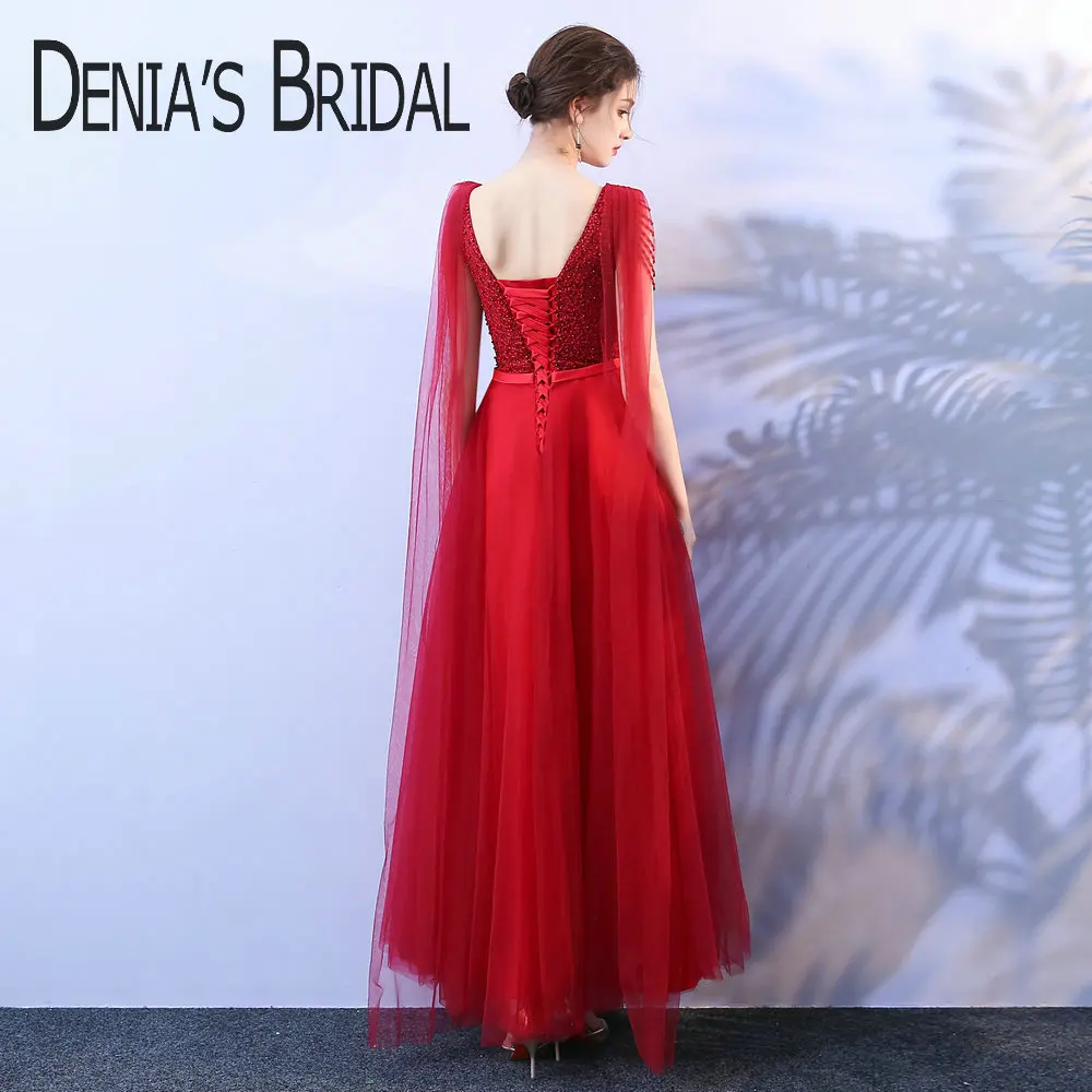 Вечернее платье-трапеция с V-образным вырезом без рукавов