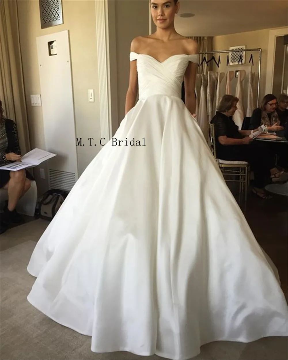 

Simple White Satin Wedding Dresses 2019 Off The Shoulder Boat Neck A Line Elegant Bridal Dress Cheap Vestido De Noiva Cheap
