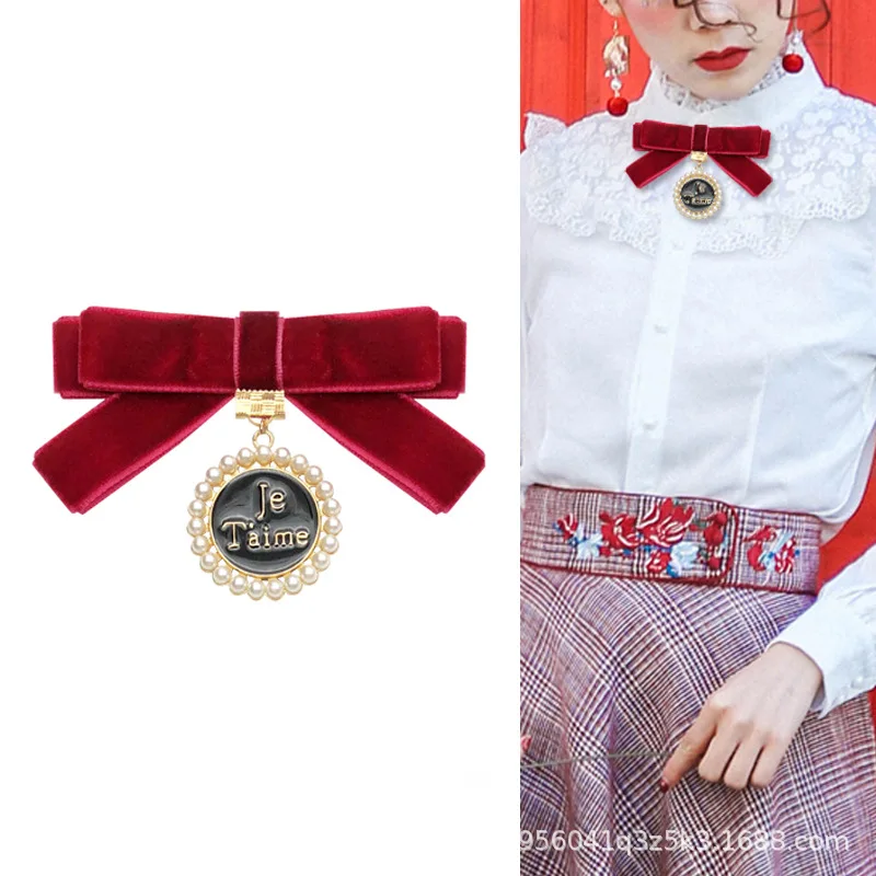 Pearl Bow Tie Velvet Brooches Pins Bowtie Fabric Necktie Brooch Broches School Shirt Collar Pin Badge Pendant for Women Jewelry
