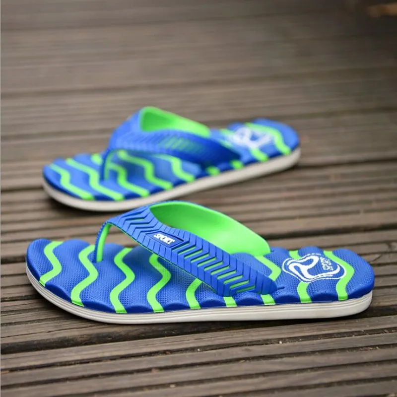 2018 летние крутые мужские шлепанцы сандалии пляжные удобные модные Вьетнамки