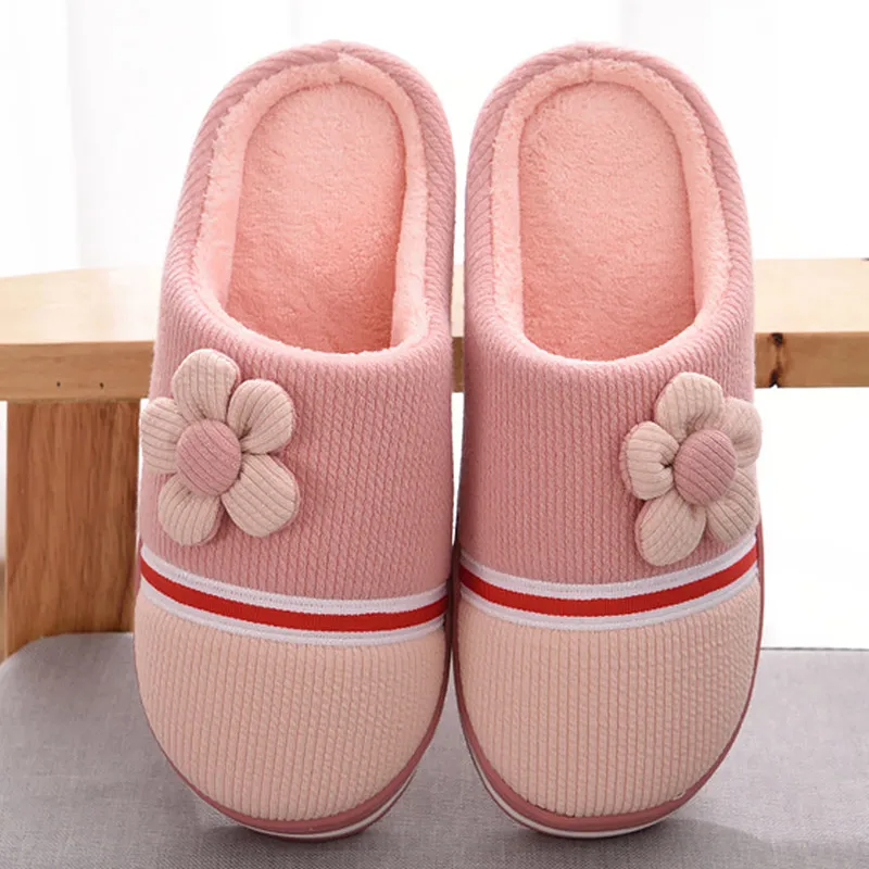 Pink Женские домашние тапочки; большие размеры 43-46; модные зимние тапочки; женские тапочки из мягкого хлопка с цветочным принтом - Цвет: Pink