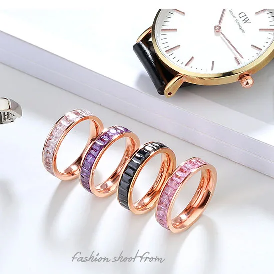 

New Fashion Titanium Steel Depth 3 mm Four Color Crystal Choice Women Finger Rings / Full Crystal Women Rings Cheap Size 10