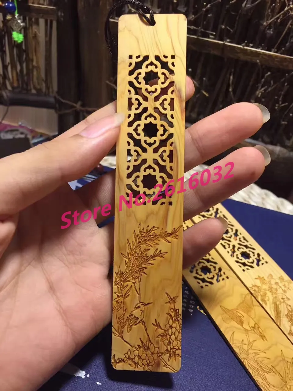 Wood engraving bookmarks birds flowers grass thin slices of wood desktop home decorations ornaments. | Дом и сад