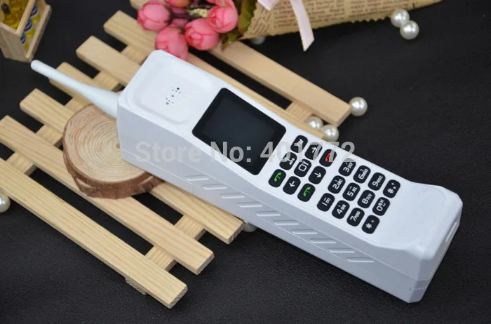 white Новинка, супер большой мобильный телефон M999 KR999, роскошный ретро телефон, громкий звук, внешний аккумулятор, режим ожидания, две sim-карты, тяжелый H-Mobile M999 - Цвет: white