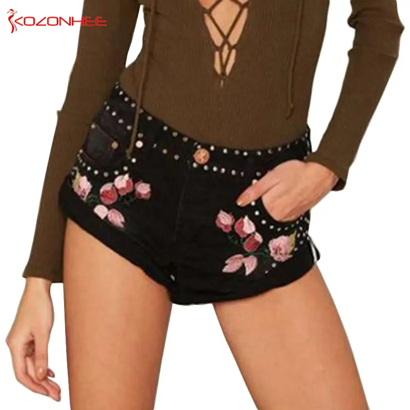 

Fashion Summer Rivet Punk Embroidery Denim Shorts With High Waist Women Loose Denim Shorts