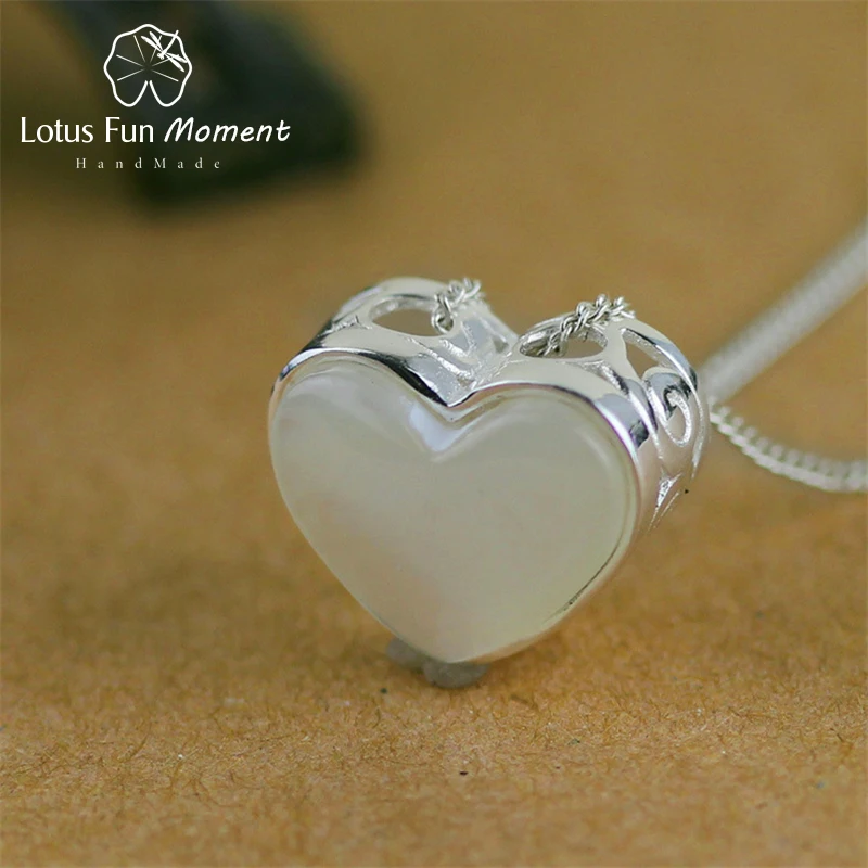 

Lotus Fun Moment Real 925 Sterling Silver Fashion Jewelry Afternoon Dating Love Heart Design Pendant without Necklace for Women