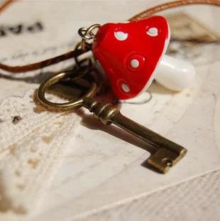 Красный гриб кулон Цепочки и ожерелья с ключевыми Алиса в стране чудес для