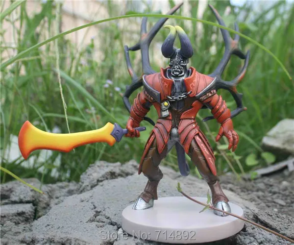 DOTA 2 фигурка Люцифера DOTA2 heros Doom Bringer 9 &quotПВХ игрушка бесплатная доставка|pvc toy|toys free