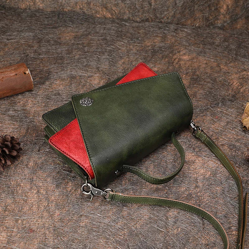 Сумка мессенджер из кожи с неравномерным индивидуальным дизайном многоцветная