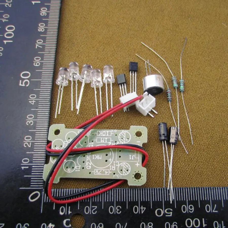 Sound Control LED Мелодия Лампы Производство Электроники DIY Комплекты Люкс Новый зеленый