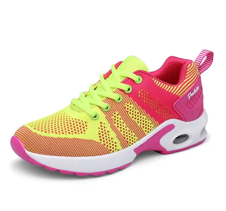 Сезон Новинка 2020 года Повседневная дышащая обувь на танкетке из сетчатого