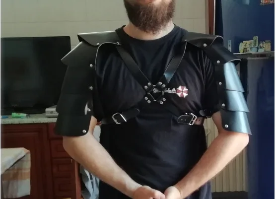 Мужской костюм в средневековом стиле аксессуар для костюмированной вечеринки