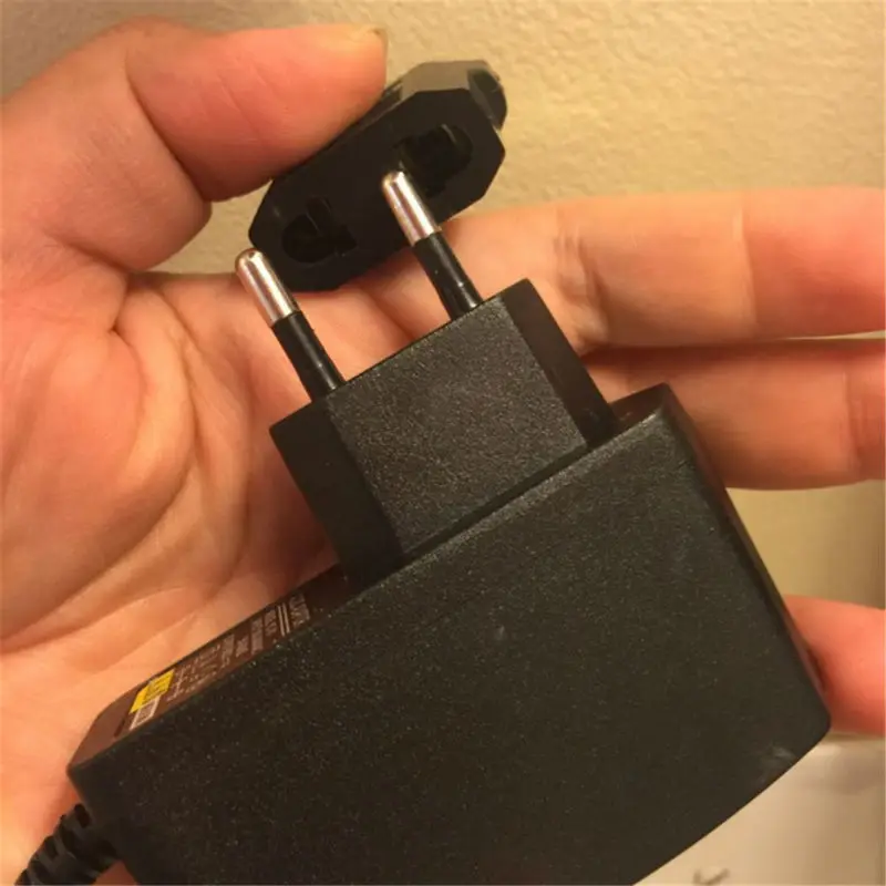 Новый Портативный путешествия Мощность Plug адаптер ЕС ЕВРО в США конвертер AC